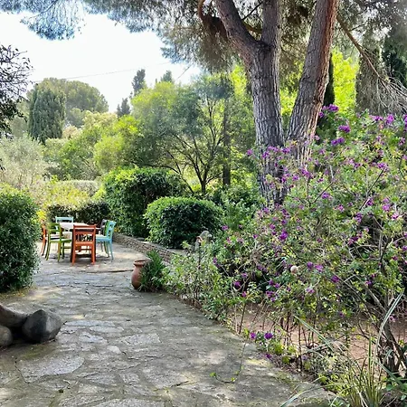 בית נופש Maison De La Galliniere - Calme, Jardin & Plages A Pied